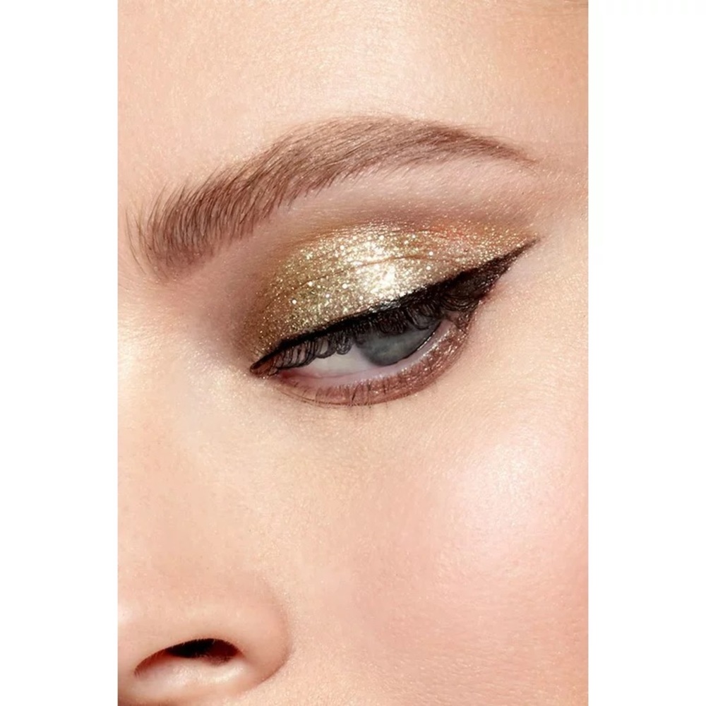 Stila Magnificent Metals Glitter & Glow Liquid Eyeshadow in Shade Gold Goddess - Picture 4 of 5
